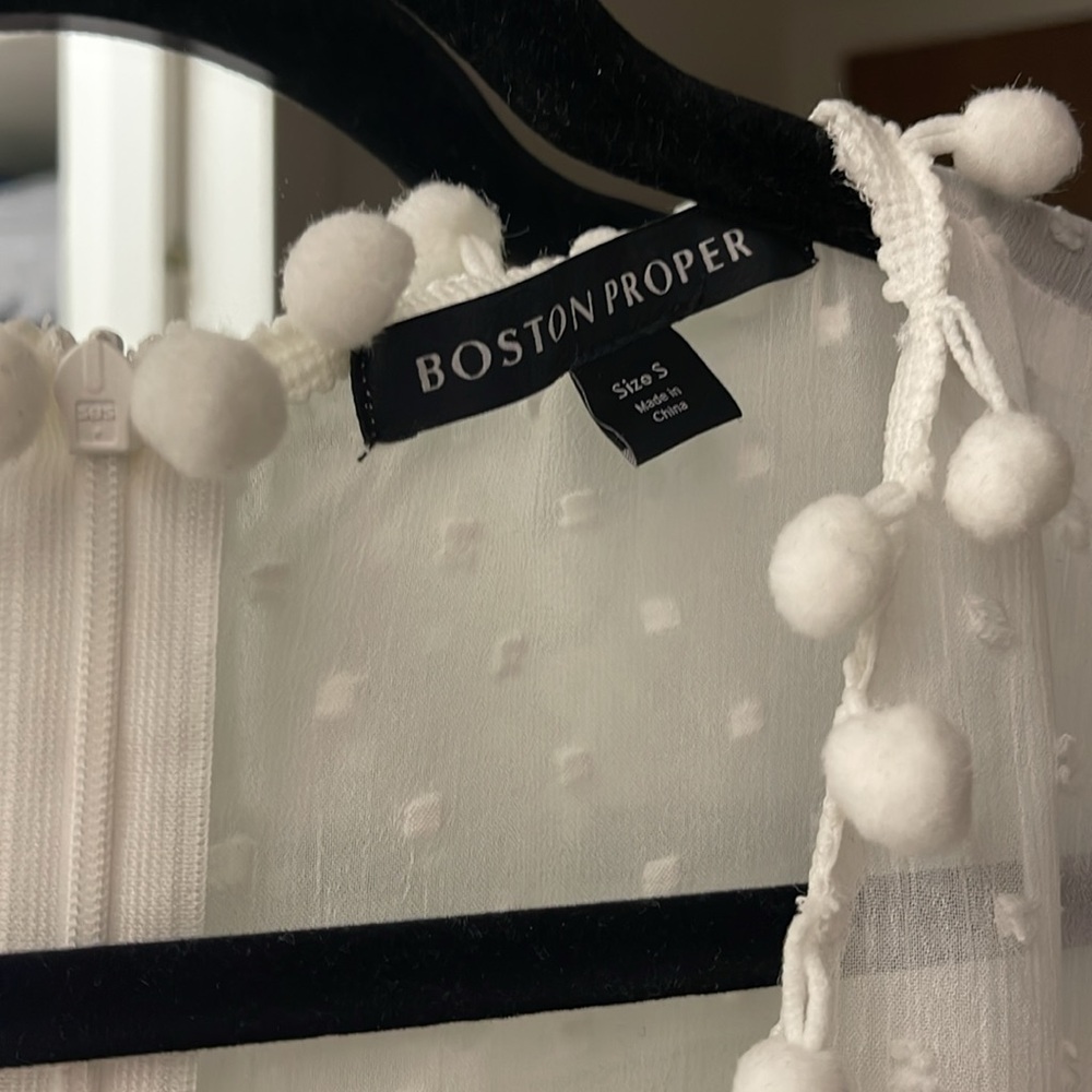 NWT Boston Proper Elegant White Lace Pom Pom Maxi Dress - Picture 4 of 5